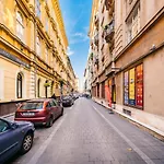 Oasis Apartments - Dohany Street I